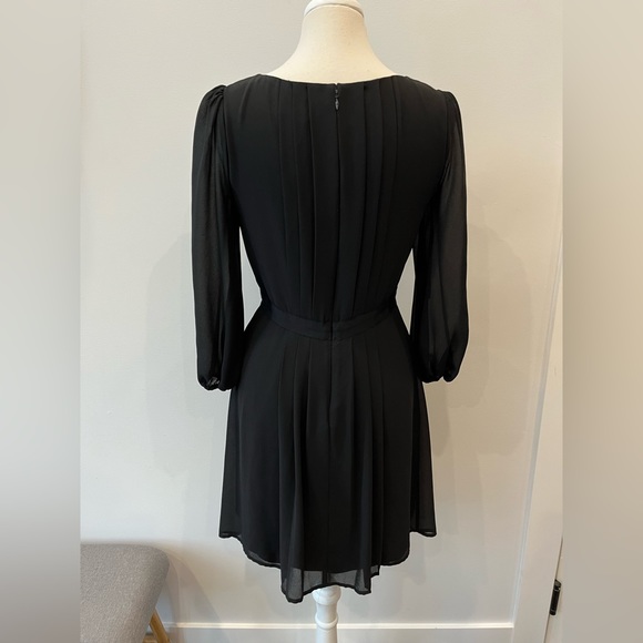 Jessica Simpson Sheer Long Sleeve Dress - Size 4 - Picture 2 of 12
